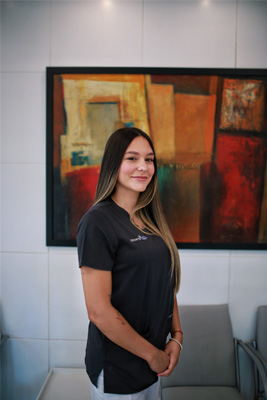 Profesional de Odontomédic 4