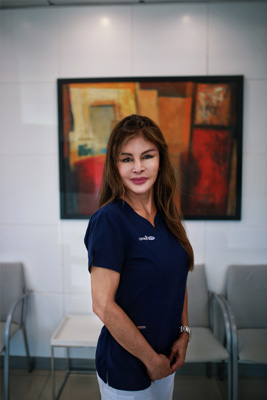 Profesional de Odontomédic 8